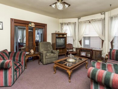 1st Floor: Gorgeous woodwork...