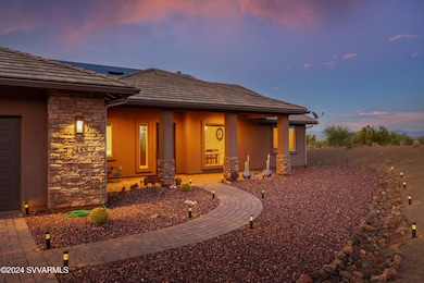 1440 E Diamondback Dr Cottonwoos AZ-5