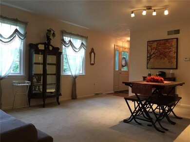 Combined LIVING AND DINING ROOM 18X12  Room for bo