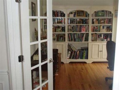 24 Howarth Dr, Upton, MA 01568 - photo 5