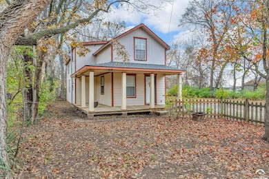 809 Maple St, Lawrence, KS 66044 - photo 4