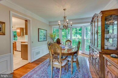 2854 Chevoit Hill Ct, Woodbridge, VA 22191 - photo 5