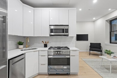 166 Salem St unit 2, Boston, MA 02113 - photo 7