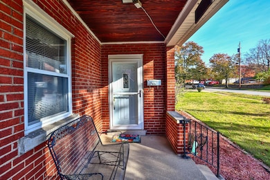 3124 Veazey Ave, Cincinnati, OH 45238 - photo 4