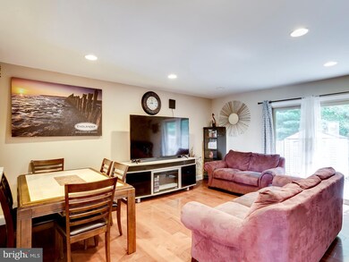 1954 Winslow Ct, Woodbridge, VA 22191 - photo 4