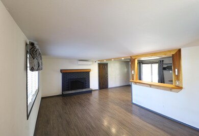 1115 N 5th St, Central Point, OR 97502 - photo 2