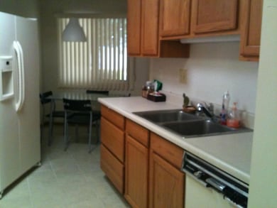 Kitchen & Breakfast area