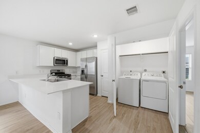 7335 Greenbriar Canyon Ln, Katy, TX 77493 - photo 3