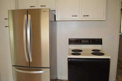 1048 Andrus Ave, Lansing, MI 48917 - photo 6