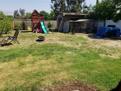 14866 Rosemary Dr, Fontana, CA 92335 - photo 2