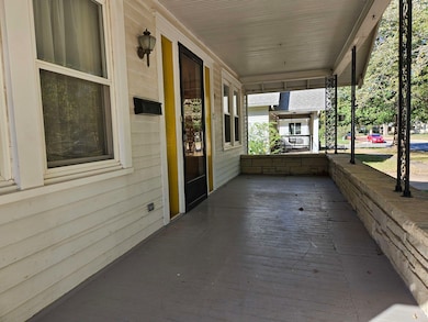 1911 Fuller St, Winfield, KS 67156 - photo 3