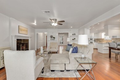 13810 Myrtlea Dr, Houston, TX 77079 - photo 4