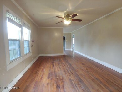 3 Living Room