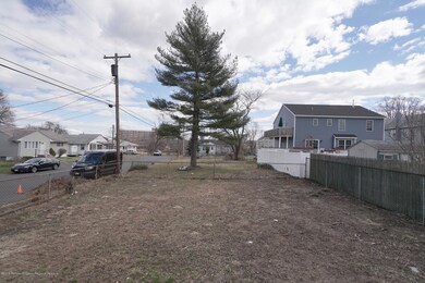 HUGE YARD!