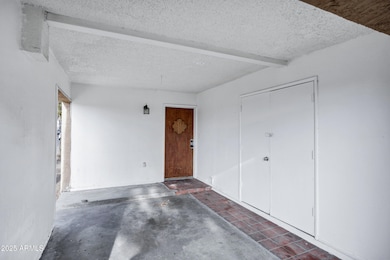 2041 W Bloomfield Rd unit 1-3