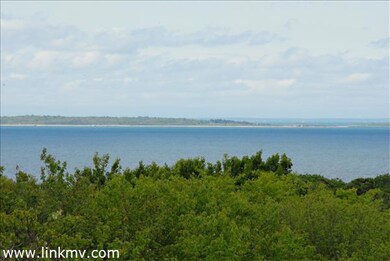 5 Locust Ln, Aquinnah, MA 02535 - photo 2