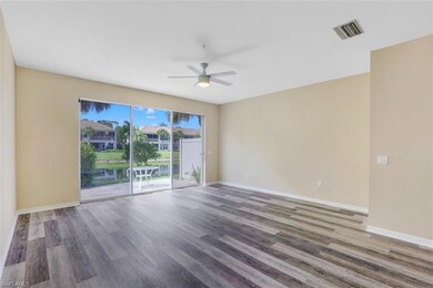 908 Hampton Cir unit 93, Naples, FL 34105 - photo 7