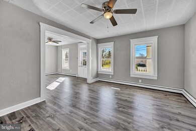 314 S Queen St, Littlestown, PA 17340 - photo 6