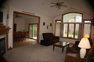 954 Kingsway Cir, Howard, OH 43028 - photo 3