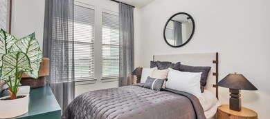 2929 Oak Lawn Ave unit 713, Dallas, TX 75219 - photo 4