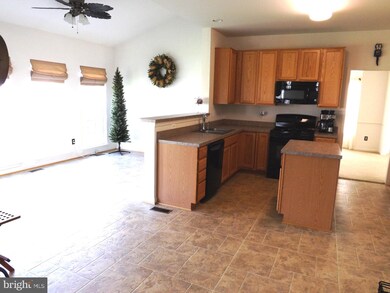 236 Doyle St, Gerrardstown, WV 25420 - photo 5