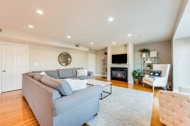 406-408 E 3rd St unit 6, Boston, MA 02127 - photo 4