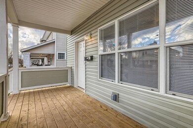 03 Front Porch