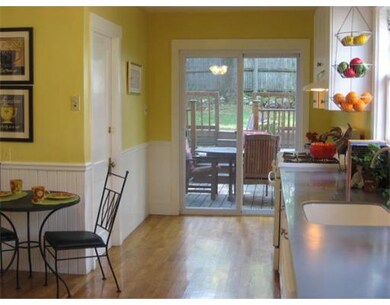10 Daniels St, Arlington, MA 02476 - photo 2