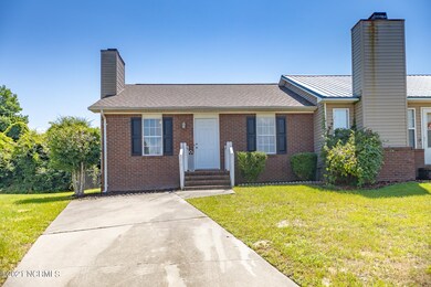 118 Creekview Dr, Jacksonville, NC 28540 - photo 2