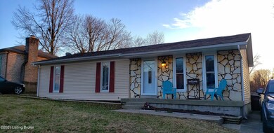 8304 Herrington Ct, Louisville, KY 40228 - photo 3