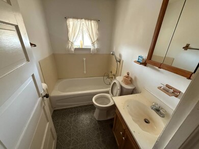 2934 Piedmont Rd, Charleston, WV 25311 - photo 4