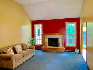 6917 Reeder Ct, Shawnee, KS 66203 - photo 3