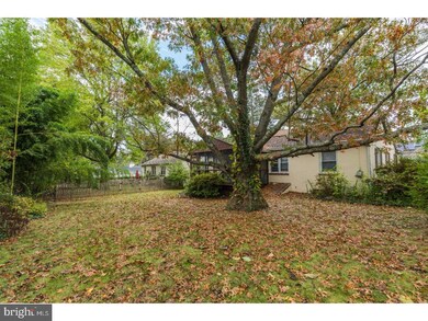 428 Edgewood Dr, Ambler, PA 19002 - photo 3