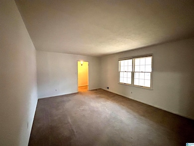 902 Ridge Dr, Weaver, AL 36277 - photo 7