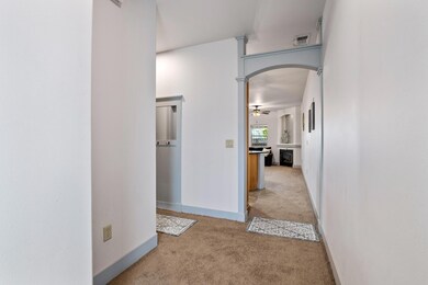 680SEVineMapleLn-005