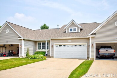 3-web-or-mls-2926 Redbird Ct, Holland-3