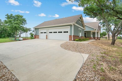 130 Tommy Norris Ct, Weatherford, TX 76088 - photo 3