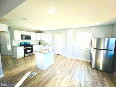 1010 Summit St, Darby, PA 19023 - photo 4