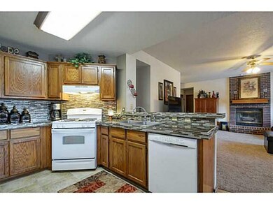 Kitchen. BOSCH DISHWASHER