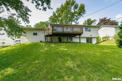 5017 N Harrison St, Davenport, IA 52806 - photo 4