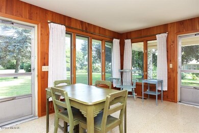 107 Paw St, Three Oaks, MI 49128 - photo 4