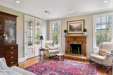 1106 Lyncrest final-4