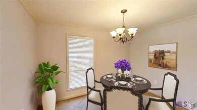 Dining Room virtual staged