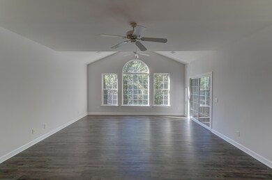1518 Deenepark Circle (7)