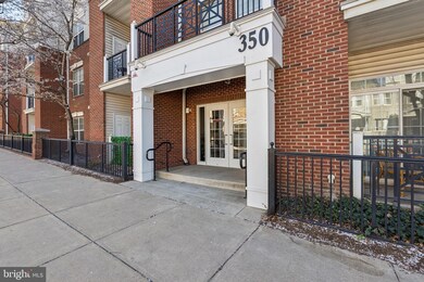 Grande at Riverview unit 3006, Conshohocken, PA 19428 - photo 5