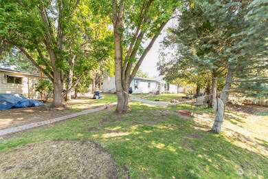 113 N Keller Ave, East Wenatchee, WA 98802 - photo 5