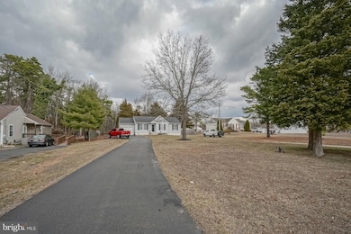 1049 Clayton Rd, Williamstown, NJ 08094 - photo 2