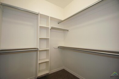 5027 Shiloh Ridge Dr, Tyler, TX 75703 - photo 7