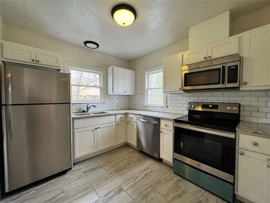 5935 Goodwin Ave, Dallas, TX 75206 - photo 3