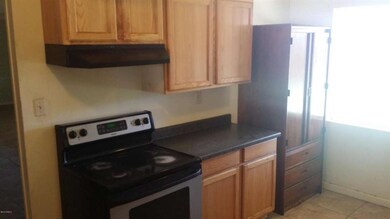 5526 W Elm St, Phoenix, AZ 85031 - photo 6